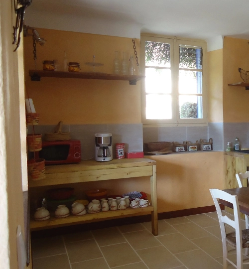 gite face à saint-cirq-lapopie